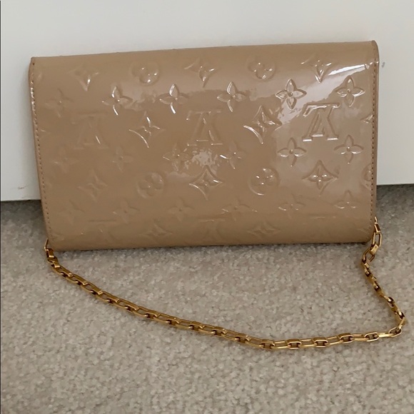 louis vuitton nude purse
